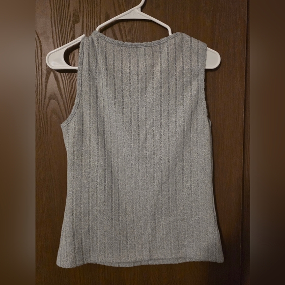 SHEIN Gray Ribbed Tank Top - Picture 2 of 2
